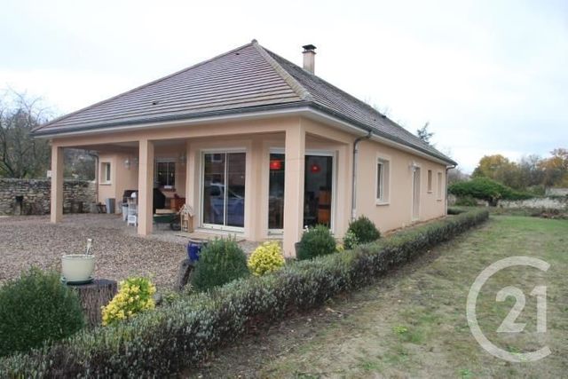 maison à louer - 5 pièces - 136.15 m2 - EBREUIL - 03 - AUVERGNE - Century 21 Lefèbvre Immobilier